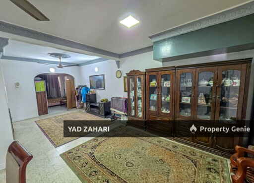 Seksyen 4, Shah Alam | 2-Storey Terrace 4 Bedrooms | RM690K - Prime Location and Facing Open
