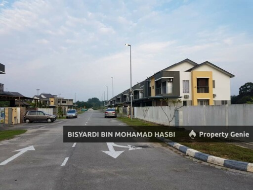 6,168 SQ.FT Corner Lot Semi Detached, Taman Delima Jaya Dengkil, Sepang.