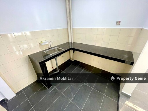 FREEHOLD, RENOVATED & 1 PARKING | LEVEL 2 Pangsapuri Rimau Perdana, Taman Bukit Kemuning, Shah Alam