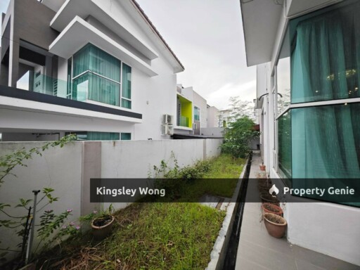 Hill Park, Bandar Lahat Mines Double Storey Semi D Facing North Gated Guarded Near Pengkalan Batu Gajah Pusing