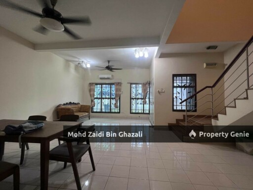 4-Bedroom Home in Bandar Baru Enstek, Negeri Sembilan