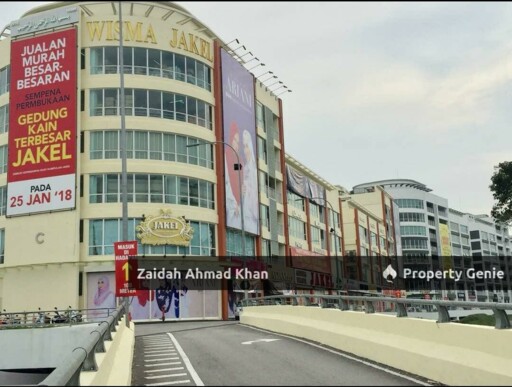 OSTIA BUSINESS AREA BANDAR BARU BANGI SHOP FOR SALE FACING MAINROAD TENANTED GOOD ROI