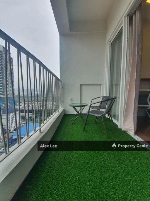BIG size 1055 sqft with 3 bedrooms unit Opposite Velocity Mall to Sell Below Market Price with carpark