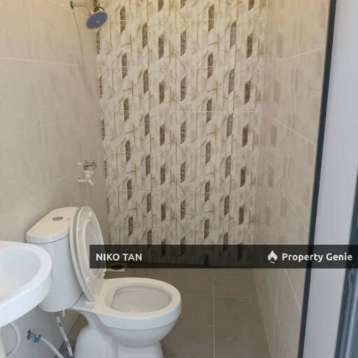 Jalan Riang 1Sty With Fully Renovated & Extended Kitchen Tampoi For Sale