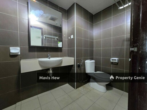 For Rent, Bayu Marina @Bayu Puteri, 1 Carpark, G&G