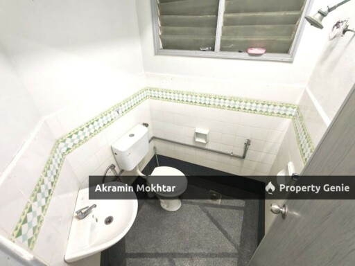 Freehold, Fully Extended & Renovated | Double Storey Terrace (Intermediate)  Desa 12, Bandar Country Homes, Rawang, Selangor.