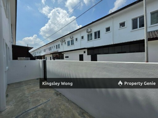 Meru Tropika Jelapang Basic Unit Double Storey Terrace House Gated & Guarded Near Lumut Highway Silibin