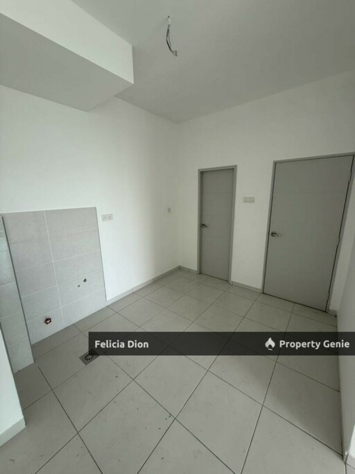 FREEHOLD GRAND RESIDENCE 3R UNIT FOR SALE🏕️