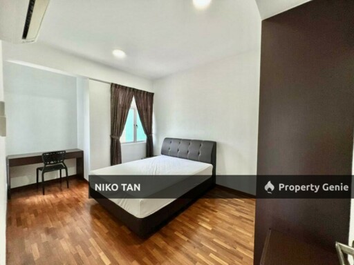 Molek Pulai Apartment with Fully Furnished For Sale