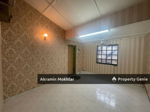 Freehold & Renovated | Jalan Jelok Taman Kajang Baru, Kajang