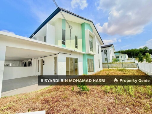 CORNER & FACING PLAYGROUND 2 Storey Terrace Tiara Sendayan, Labu Seremban.