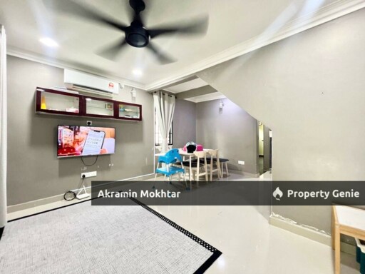 Freehold & Renovated | [End Lot] Double Storey, Taman Koperasi Cuepacs @ Kajang