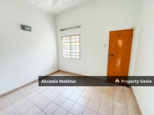Renovated | Double Storey Terrace Seksyen 5, Kota Puteri, Rawang.