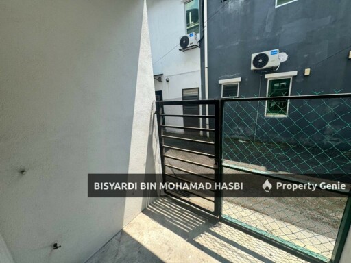 2 Storey Terrace Taman Ruby, Dengkil .