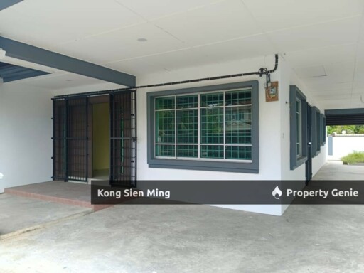 Sibu Double Storey Corner at Jalan Bayan