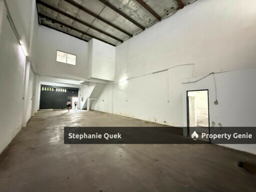 Sungai Puluh Klang 1.5 Storey End Lot Link Factory For Rent