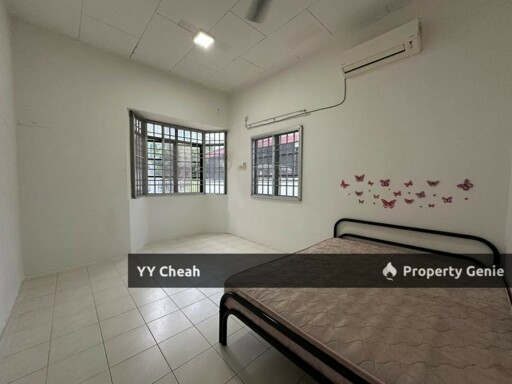 Bercham One Storey Bungalow Corner For Sale, Great Location