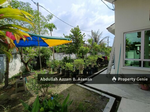 CORNER LOT Taman Halaman Indah Jawi