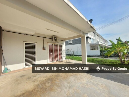 END LOT EXTRA LAND 2 STOREY TAMAN INDAH KLIA, SEPANG .
