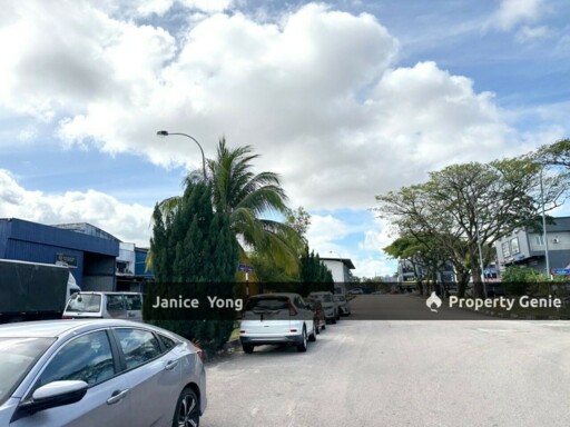 Taman Sri Yaacob Semi D Factory