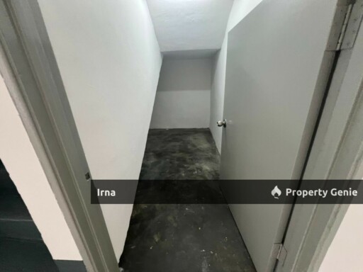 Rumah Teres 2 Tingkat Untuk Dijual 📍 Jalan Mawar 8, Taman Mawar, Pasir Gudang, Johor