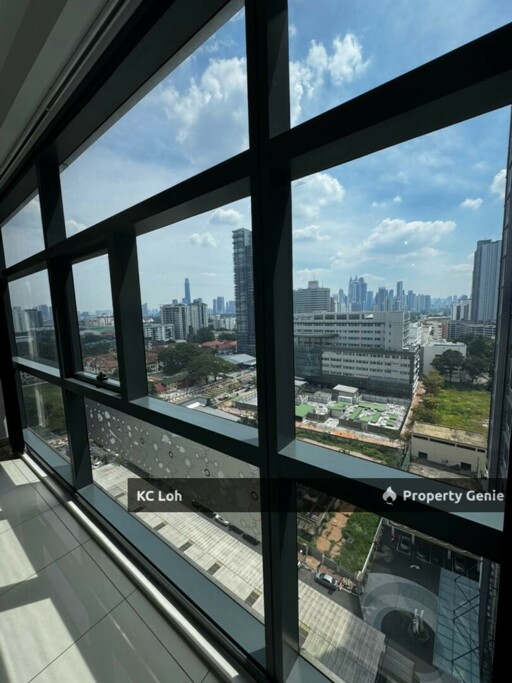 3 Towers Office Corner