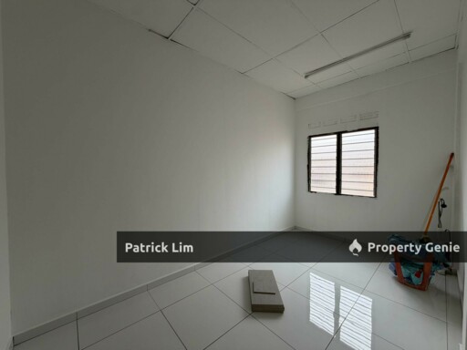 Paya Rumput Indah Townhouse (1st Floor) For Sale