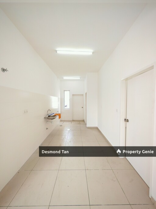 Tiara Sendayan, Sendayan,Suriaman,Seremban( End Lot )(Facing No House)