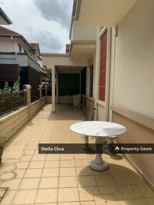 2.5 Storey Cluster Intermediate Lot @ Austin Height / Mount Austin For Sale