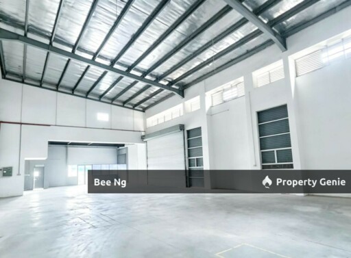 Taman Mount Austin / 3 Storey Cluster Factory