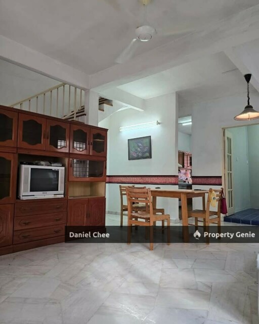 Bercham 2 Storey near to Lotus for Rent
