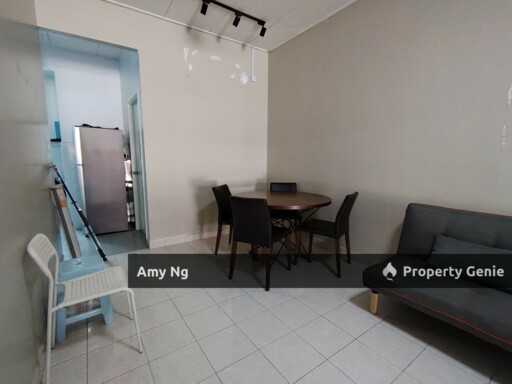Rumah Setingkat Untuk Disewa Meru Perdana