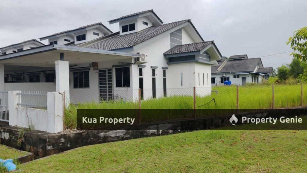 Single Storey Terraced Corner House FOR SALE  Location: Vista Perdana, Miri