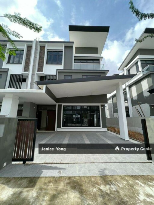 Winter Pavillion @ Taman Nusa Sentral Semi D House For Sale