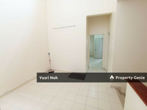 Rumah Teres 2 Tingkat di Alam Budiman Seksyen U10, Shah Alam