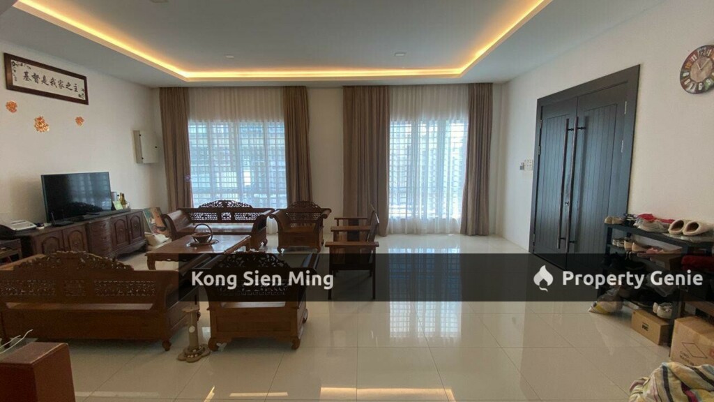 Sibu Double Storey Corner at Jalan Old Oya