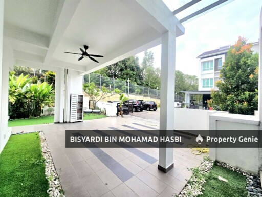 Corner Lot Renovated 3 Storey Terrace Superlink Tiara South, Setia Eco Hill, Semenyih.