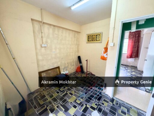 Level 1 & End Lot | Pangsapuri Segar Ria, Bukit Segar, Cheras, Kuala Lumpur