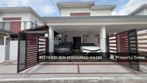 2 Unit Sekali Side By Side 1 Owner Renovated 1.5 Storey Bungalow Taman Senawang Perdana, Senawang.