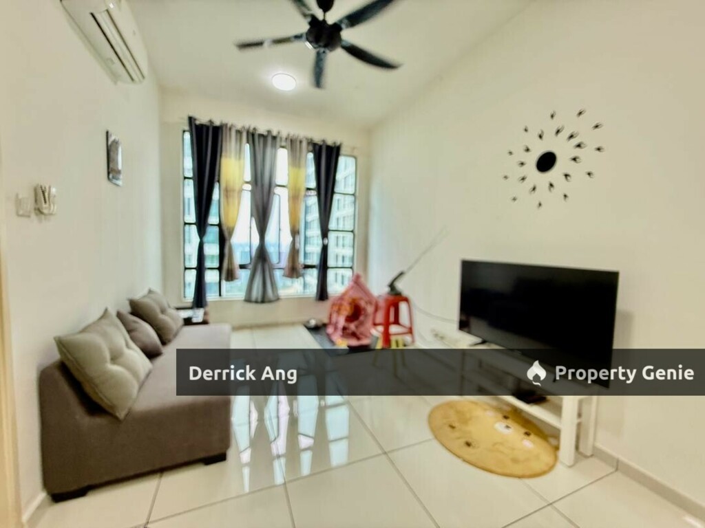 D'Summit Residences @ Kempas Utama