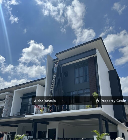 Premium Home MELROSE Residence Double Gated Guarded with Swimming Pool
