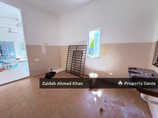 PUNCAK SAUJANA KAJANG DOUBLE STOREY HOUSE FOR SALE FREEHOLD CORNER LOT