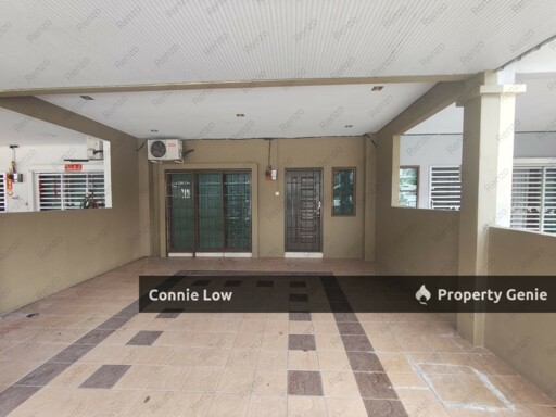 Below Market Value Guarded Pengkalan Tiara Lake Good Condition Double Storey Terrace House