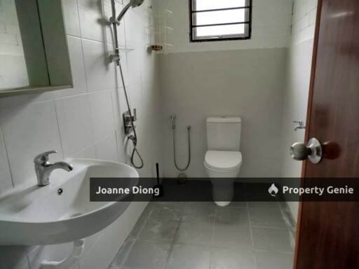Single Storey Bungalow-Lorong Melati-near Taman Masguinine Square, Sg Buloh