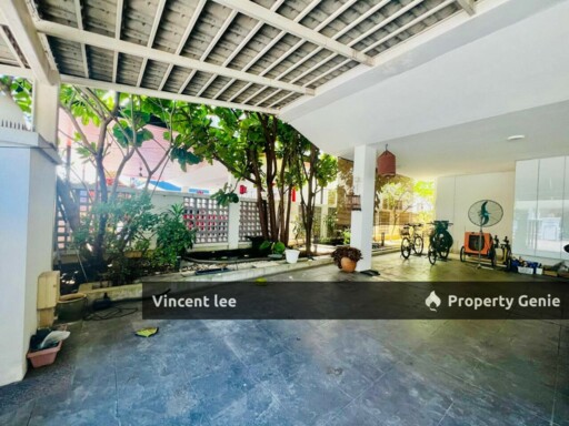 Taman Meranti Jaya, 3 Storey Luxurious Bungalow with Swimming Pool, Freehold, Facing North, Tip Top Condition