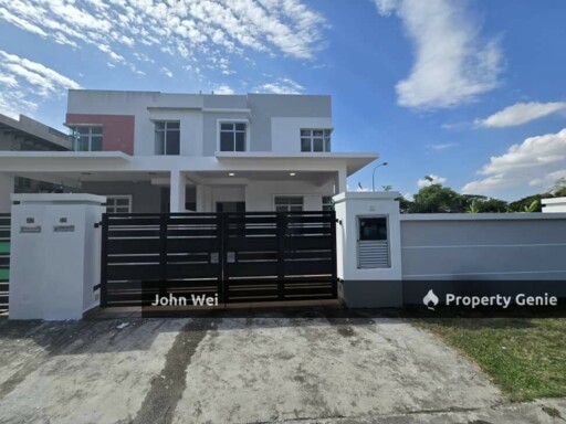 Kempas Height Corner Unit For Sale