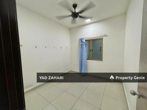 Residensi Zamrud, Kajang | RM330K - Corner Unit, Semi Furnished, Freehold and Facing Pool