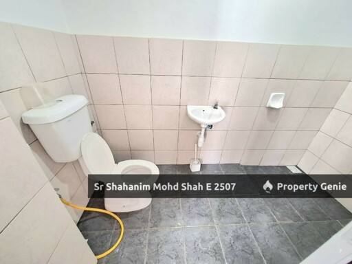 Dengkil Semi-D