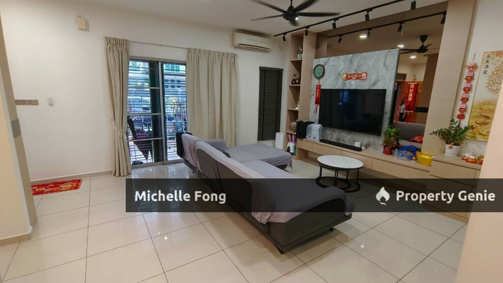 Bina Park @ Bandar Seri Alam / Masai / 2.5 Storey Superlink Terrace / 26x70 / Fully Extended / Fully Renovated  / Gated Guarded