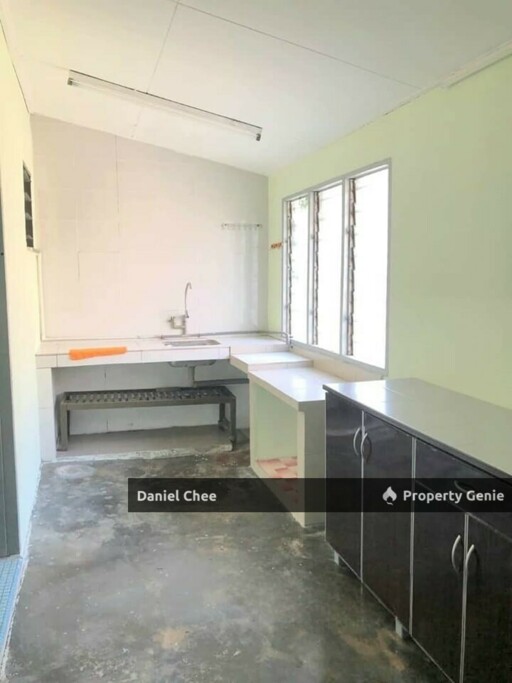 Pengkalan Semi Furnished Double Storey Terrace House FOR RENT